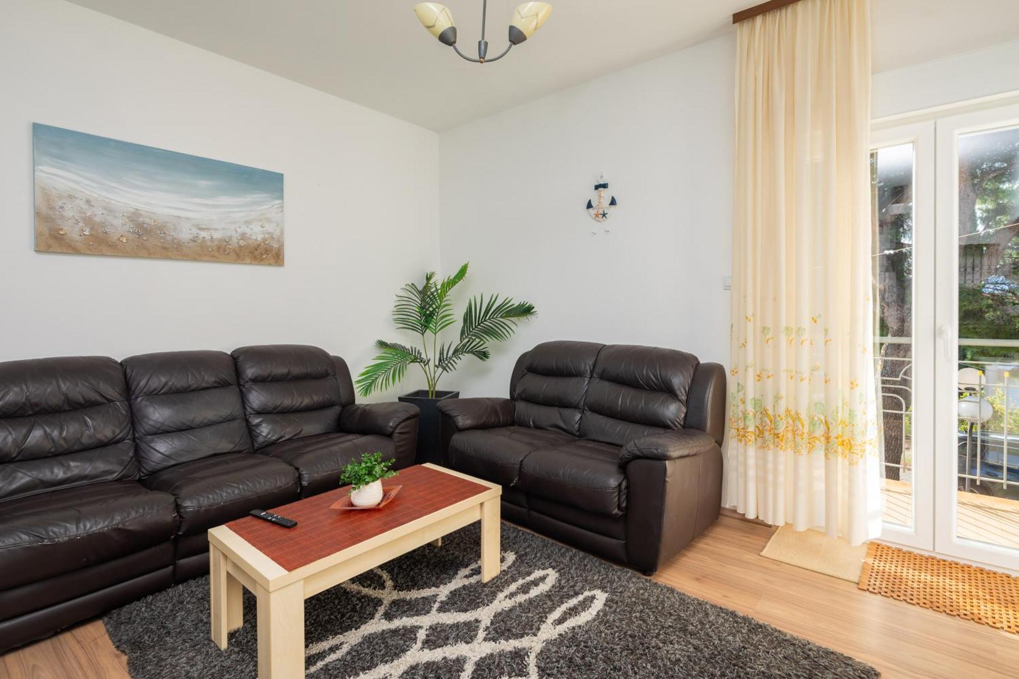 Urban Edge - Beach Apartments Omiš Zewnętrze zdjęcie