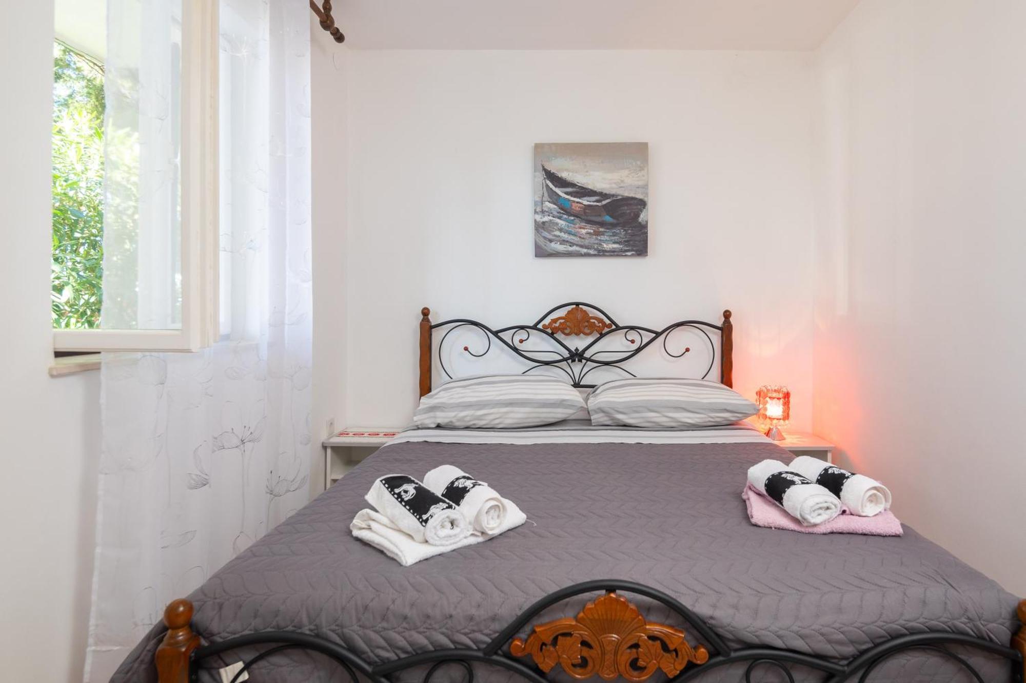 Urban Edge - Beach Apartments Omiš Zewnętrze zdjęcie