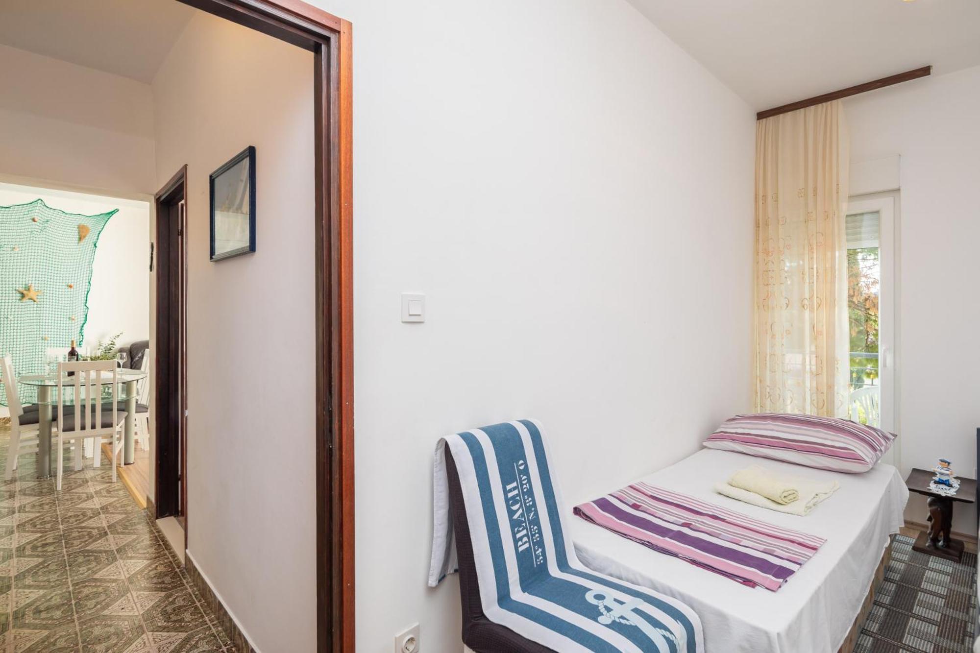 Urban Edge - Beach Apartments Omiš Zewnętrze zdjęcie